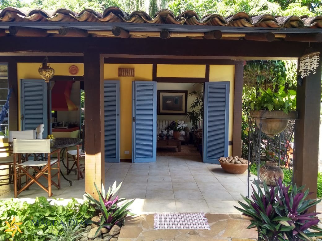 Casa à venda com 4 quartos, 250m² - Foto 11