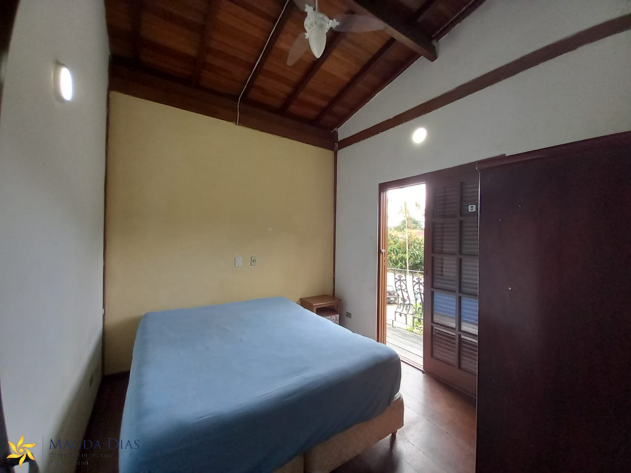 Casa à venda com 4 quartos, 160m² - Foto 12