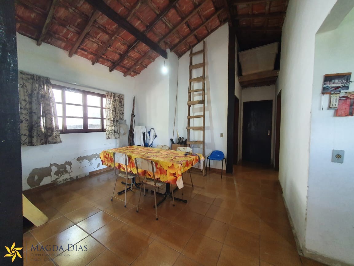 Casa à venda com 2 quartos, 134m² - Foto 11