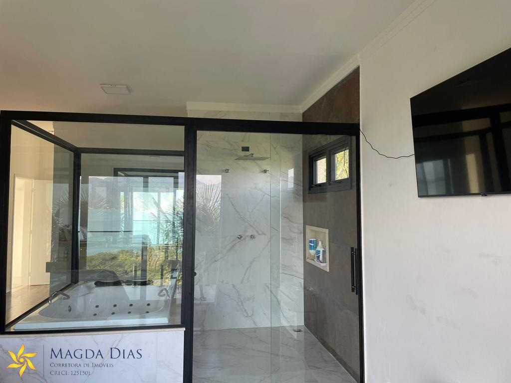 Casa à venda com 6 quartos, 311m² - Foto 43