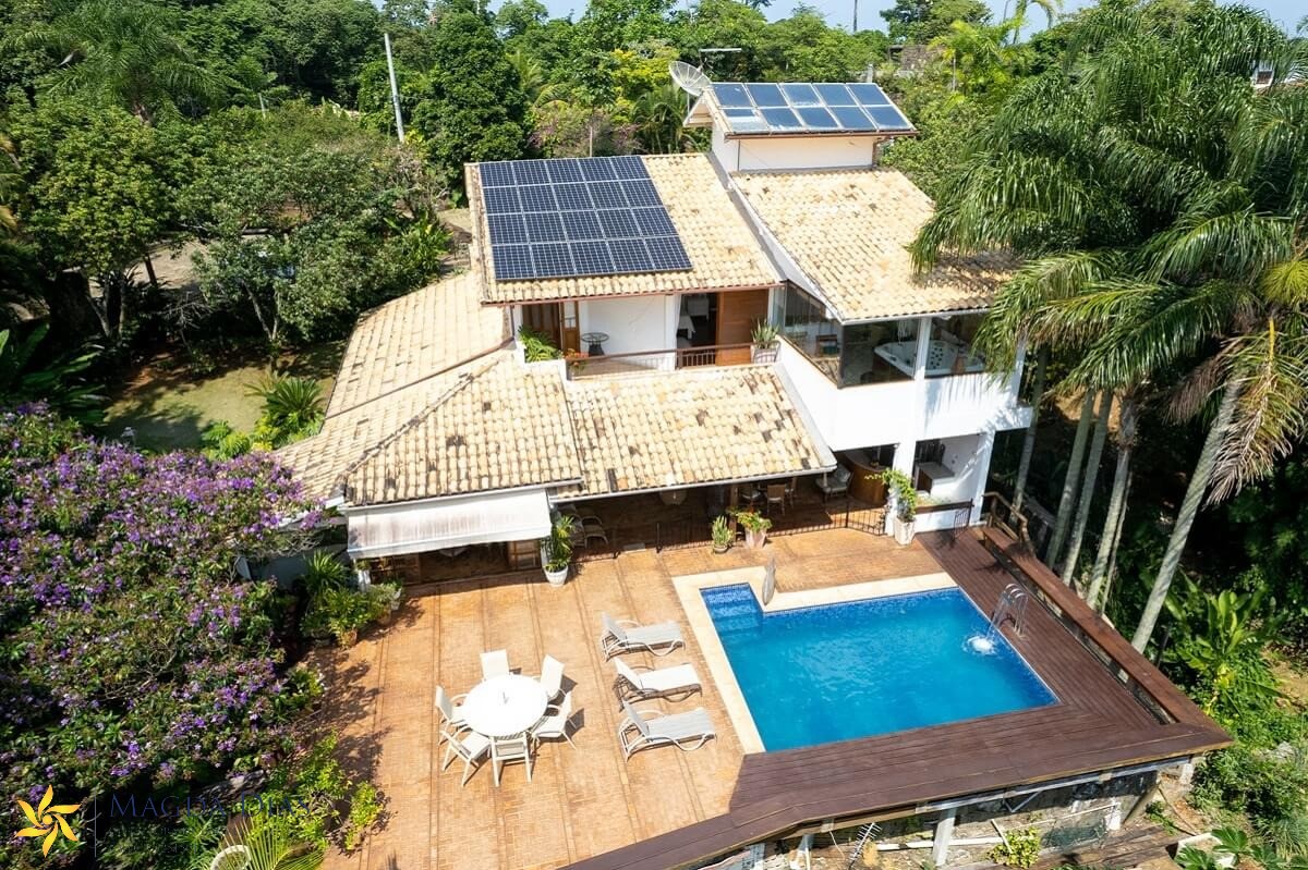 Casa à venda com 4 quartos, 382m² - Foto 2