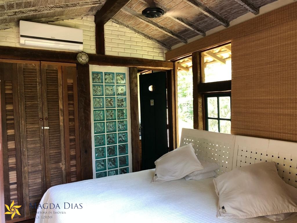 Casa à venda com 5 quartos, 254m² - Foto 13