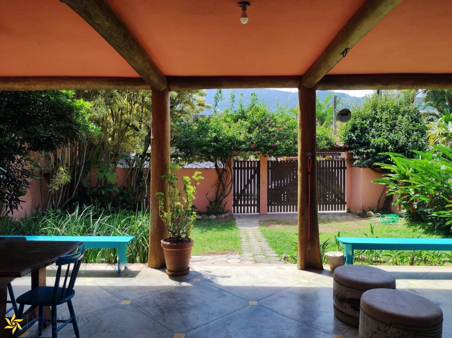 Casa, 4 quartos, 219 m² - Foto 2