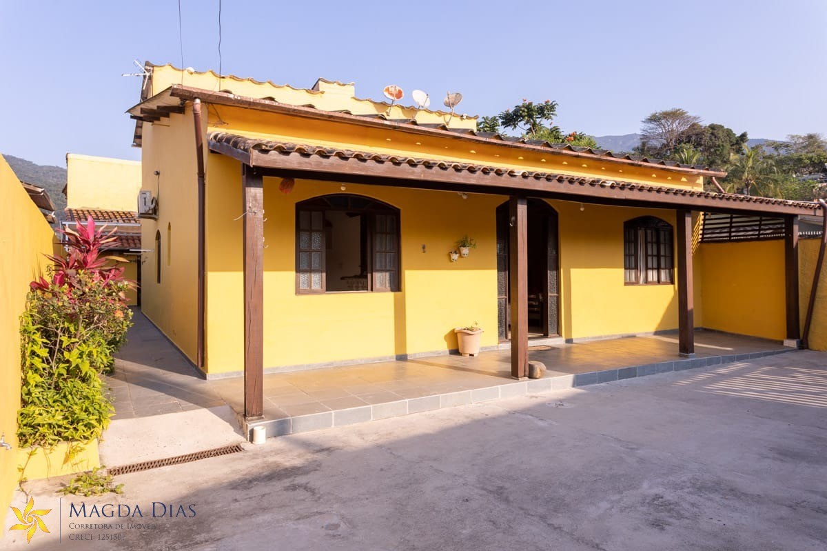 Casa à venda com 5 quartos, 197m² - Foto 1