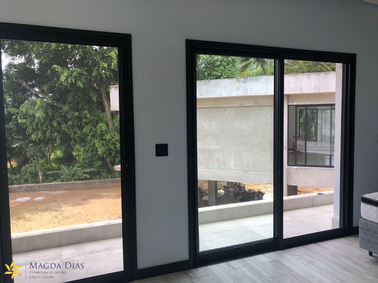 Casa à venda com 4 quartos, 364m² - Foto 32