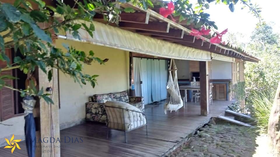 Casa à venda e aluguel com 3 quartos, 205m² - Foto 2