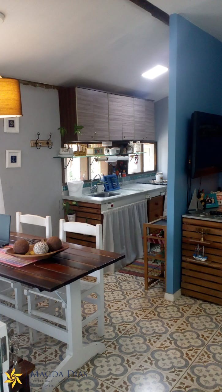 Casa à venda com 10 quartos, 200m² - Foto 17