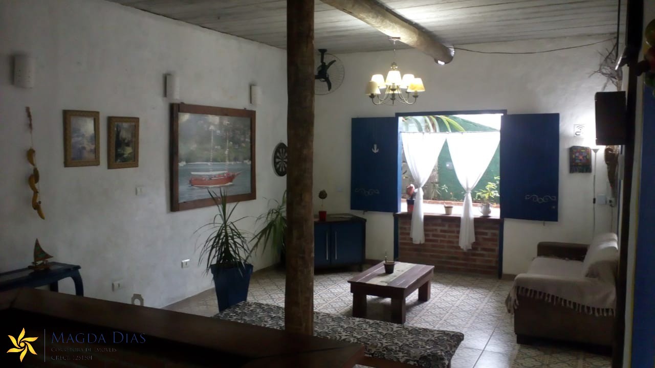 Casa à venda com 10 quartos, 200m² - Foto 11