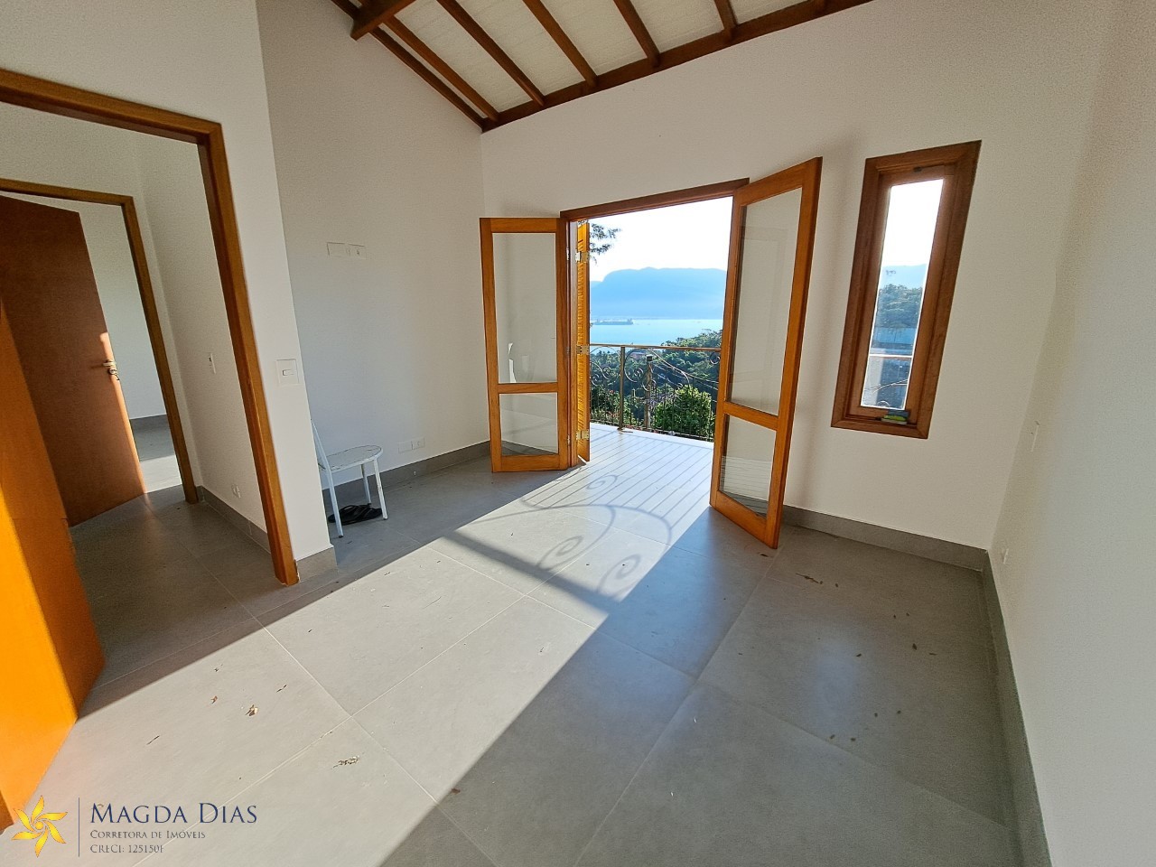 Casa à venda com 4 quartos, 183m² - Foto 16