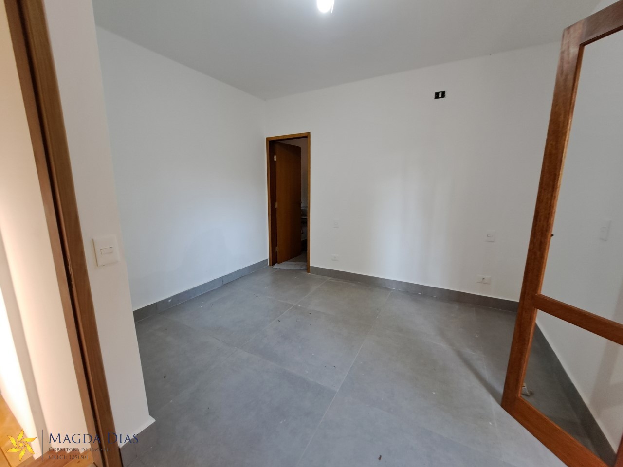 Casa à venda com 4 quartos, 183m² - Foto 15