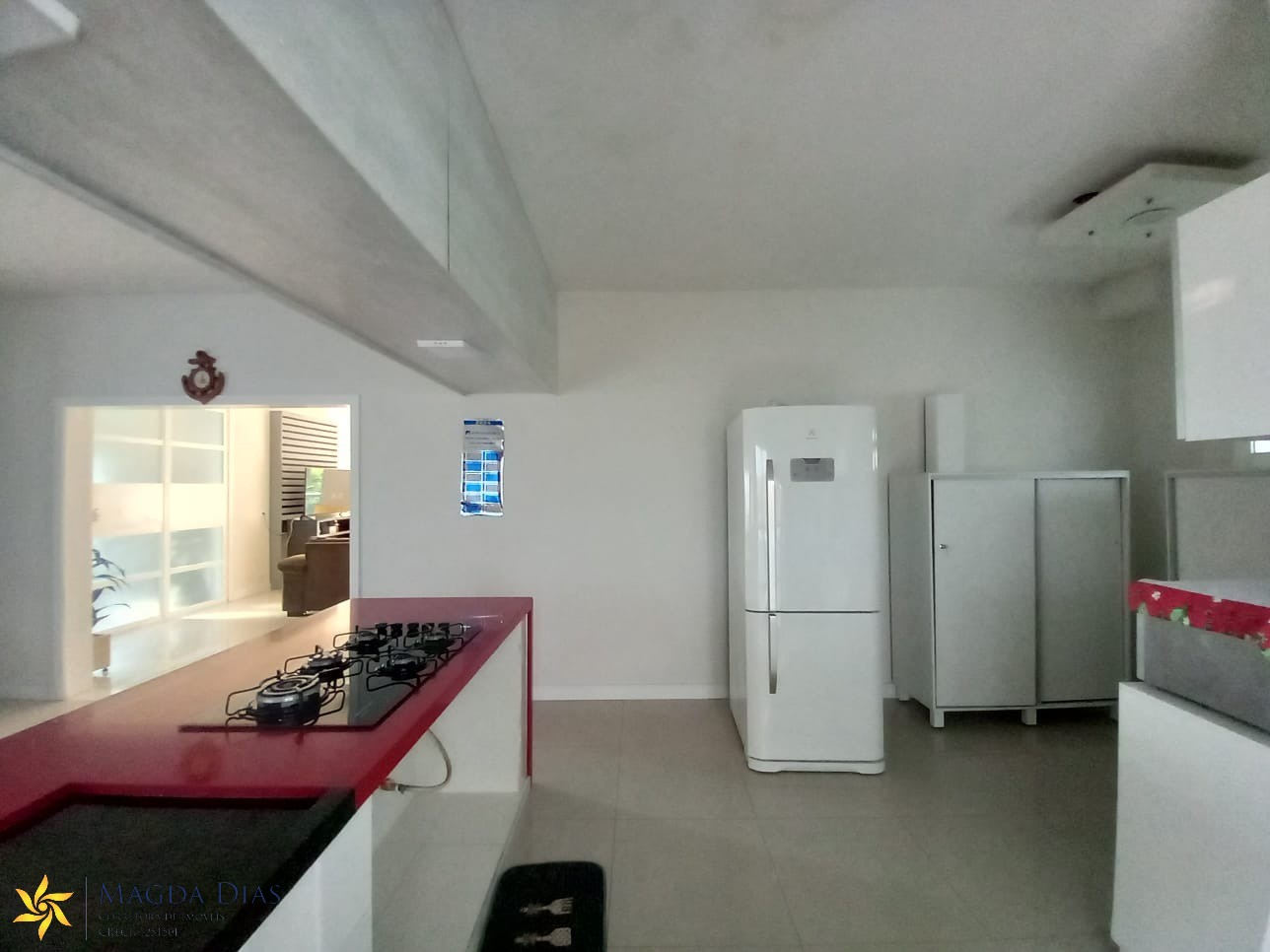 Casa à venda com 4 quartos, 203m² - Foto 11