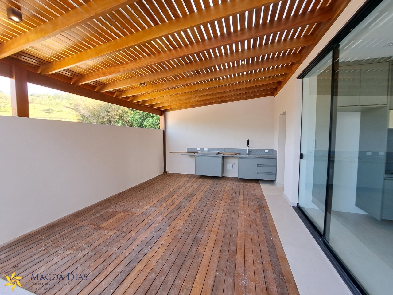 Casa à venda com 3 quartos, 135m² - Foto 8