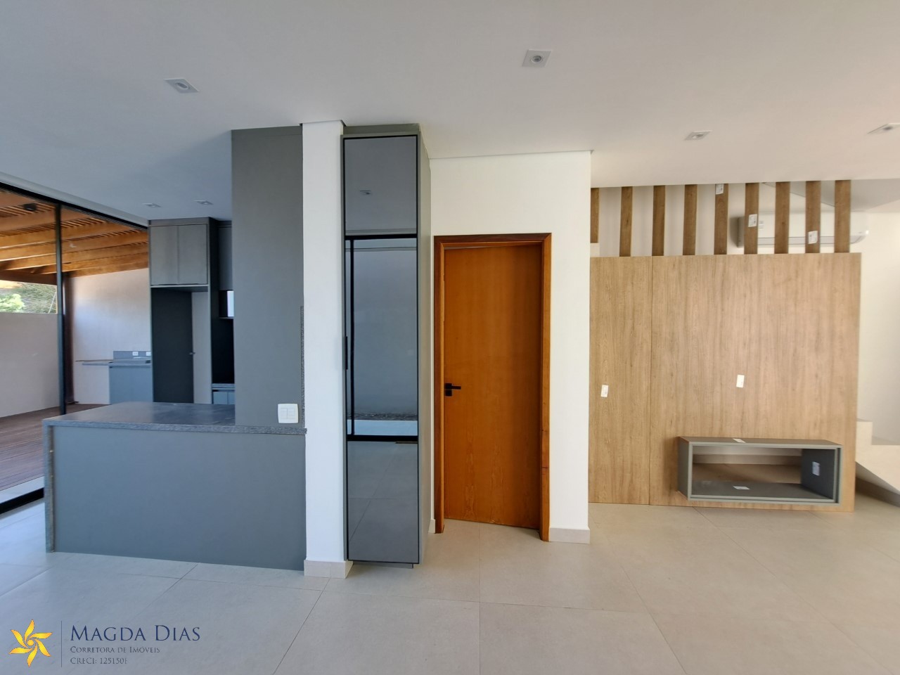 Casa à venda com 3 quartos, 135m² - Foto 3