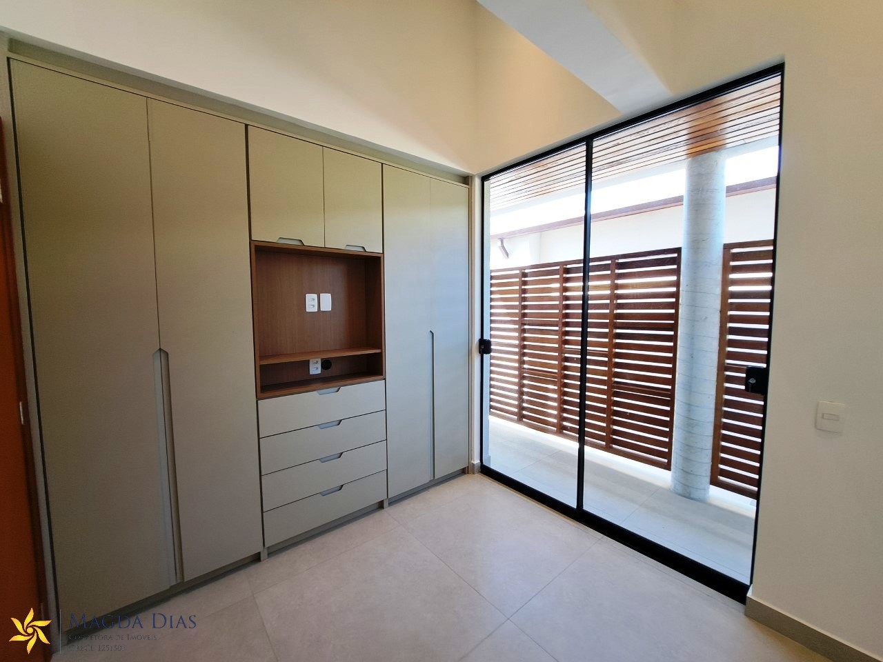 Casa à venda com 3 quartos, 135m² - Foto 14