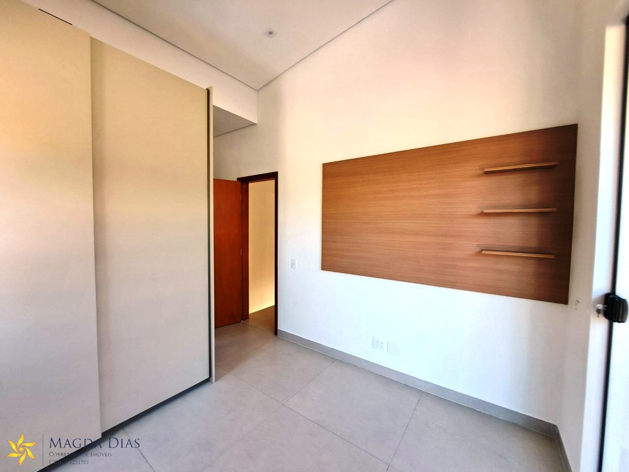 Casa à venda com 3 quartos, 135m² - Foto 11