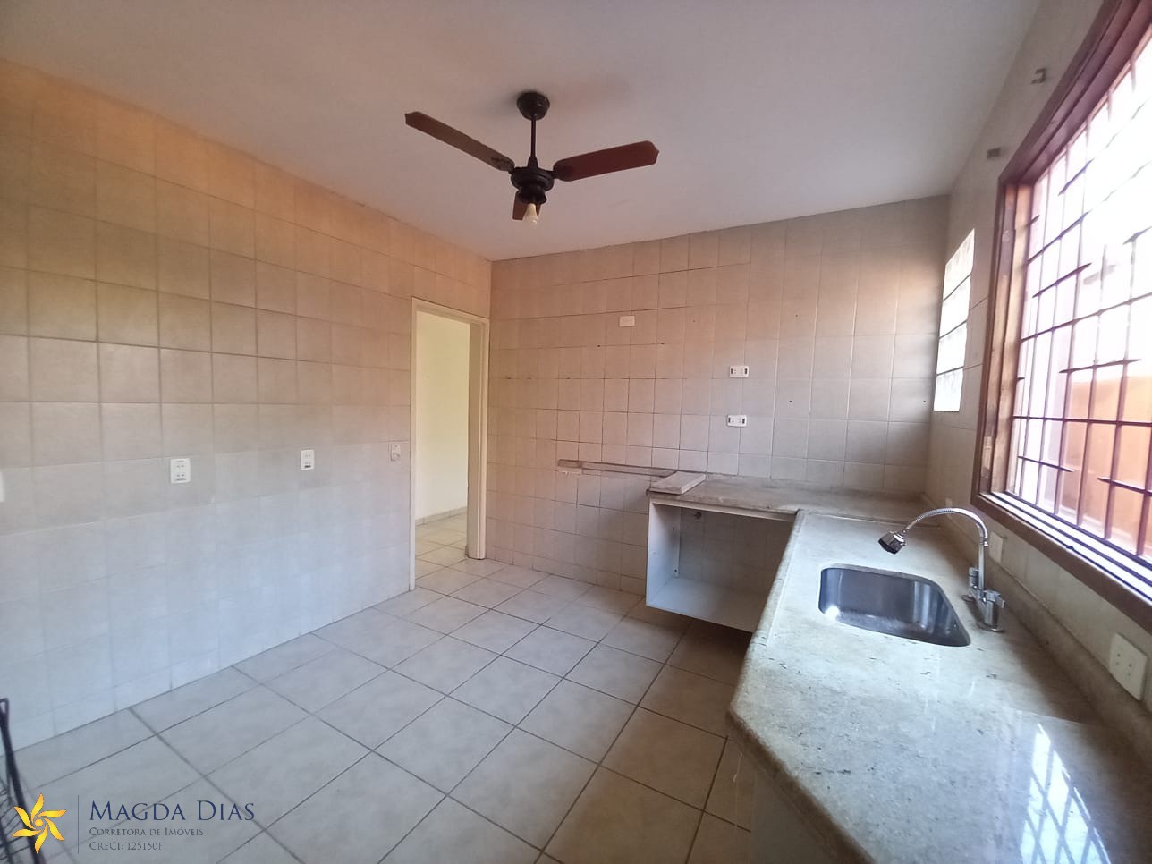 Casa à venda com 4 quartos, 374m² - Foto 18