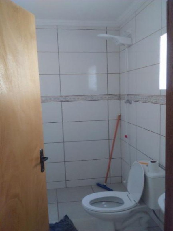 Casa à venda com 2 quartos, 125m² - Foto 2