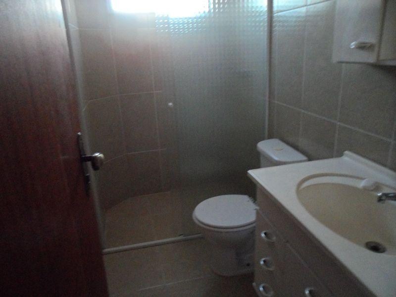 Apartamento à venda com 2 quartos, 64m² - Foto 2