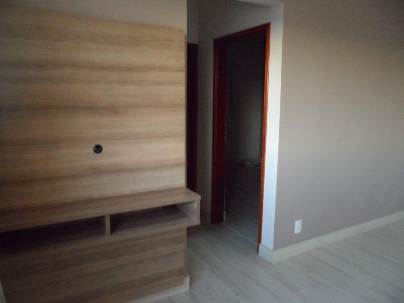 Apartamento à venda com 2 quartos, 64m² - Foto 4