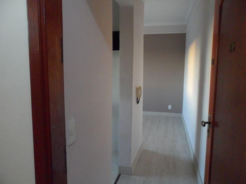 Apartamento à venda com 2 quartos, 64m² - Foto 8