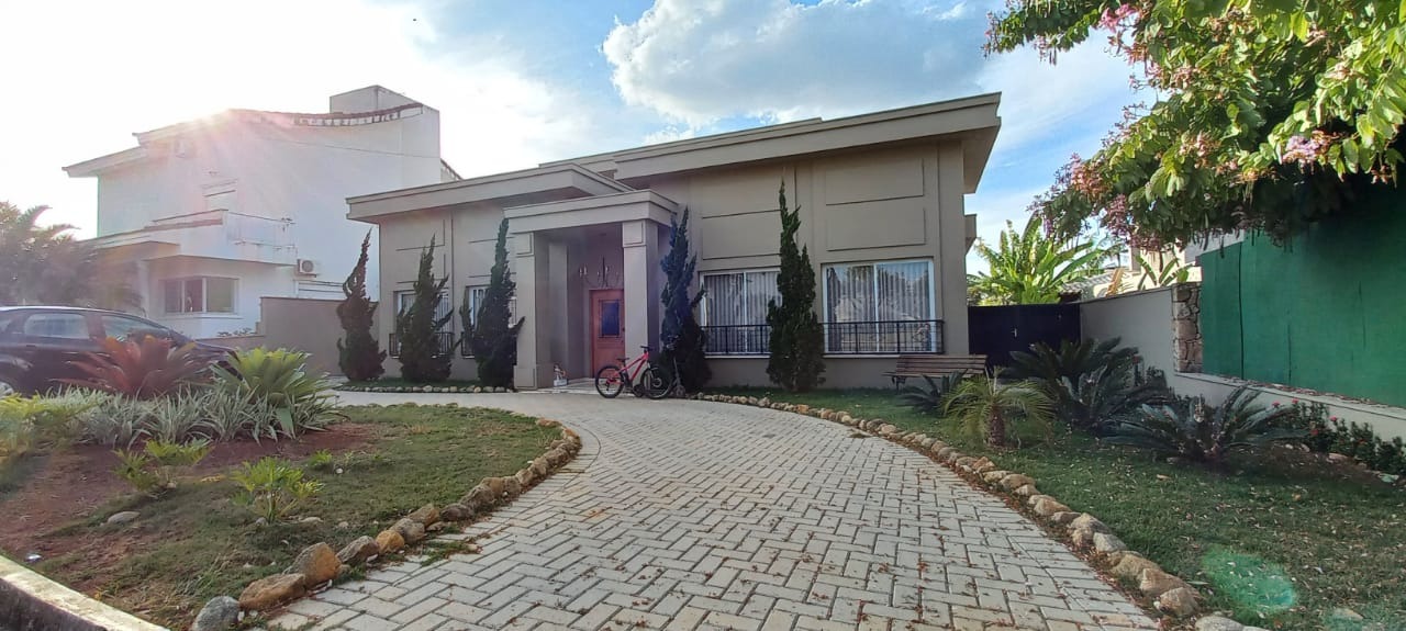 Casa à venda com 4 quartos, 1000m² - Foto 19