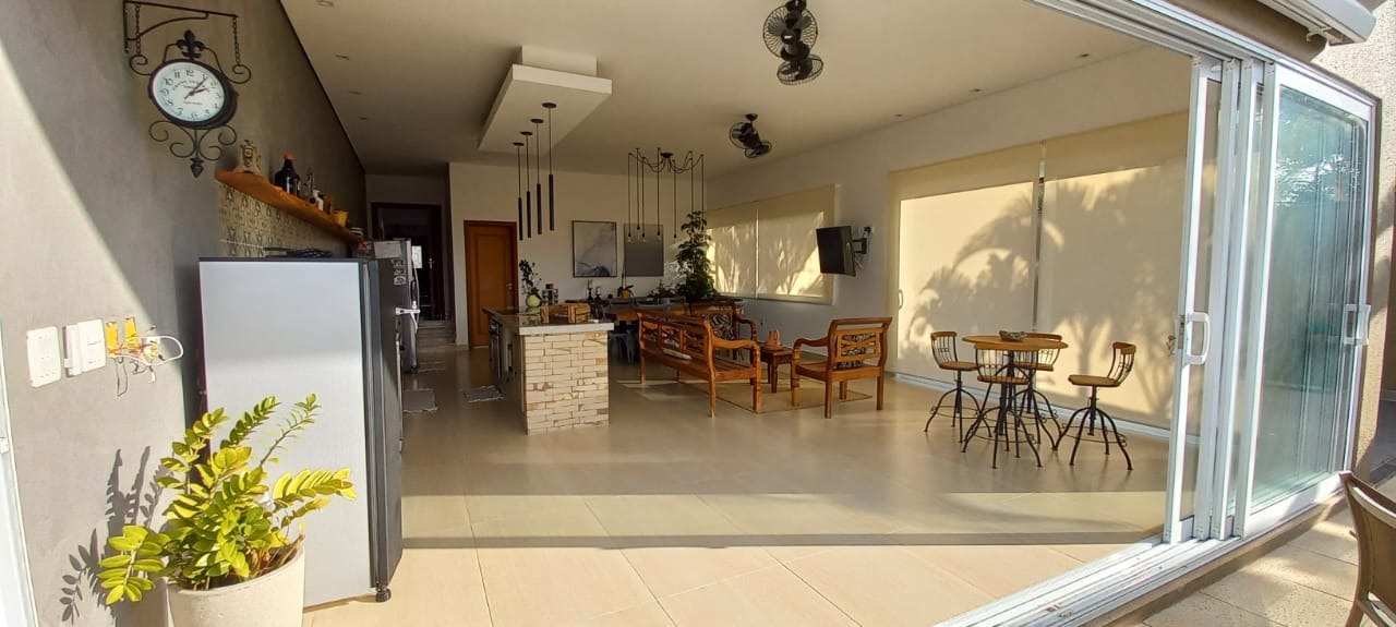 Casa à venda com 4 quartos, 1000m² - Foto 40