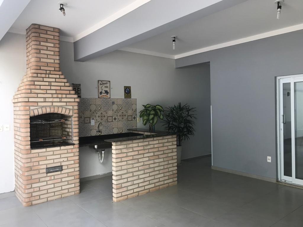 Casa à venda com 2 quartos, 330m² - Foto 7