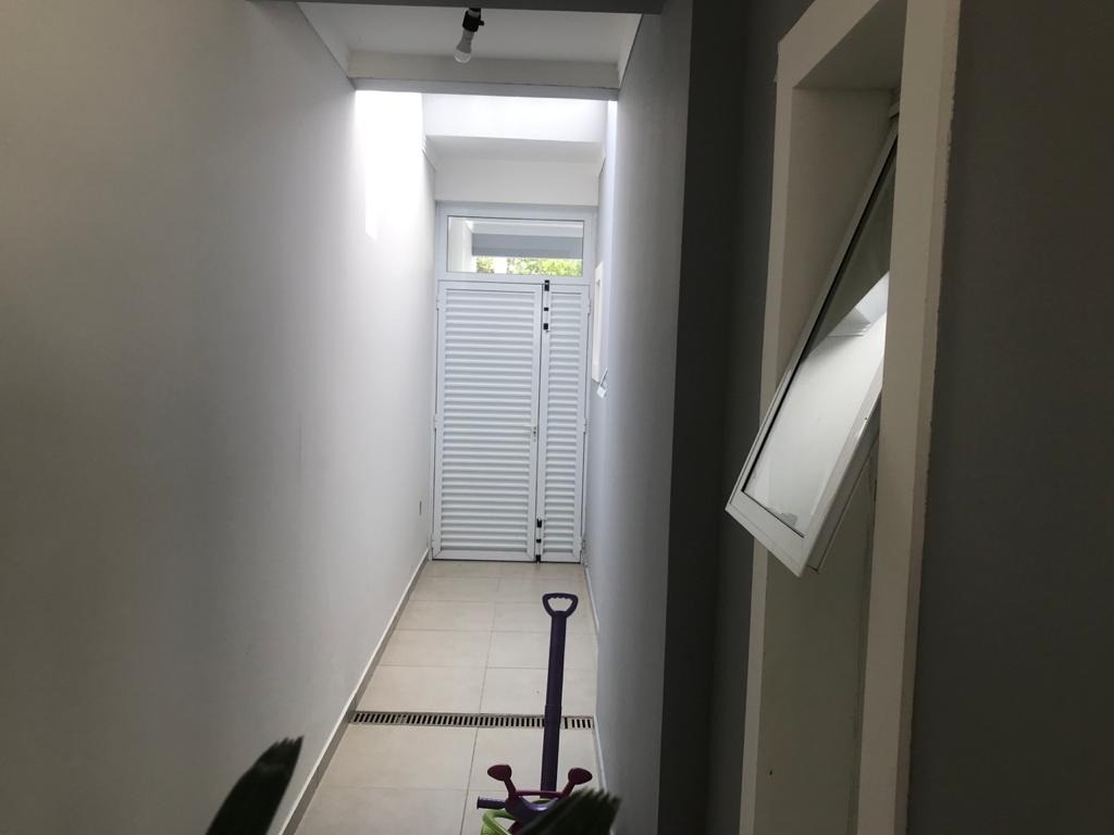 Casa à venda com 2 quartos, 330m² - Foto 15