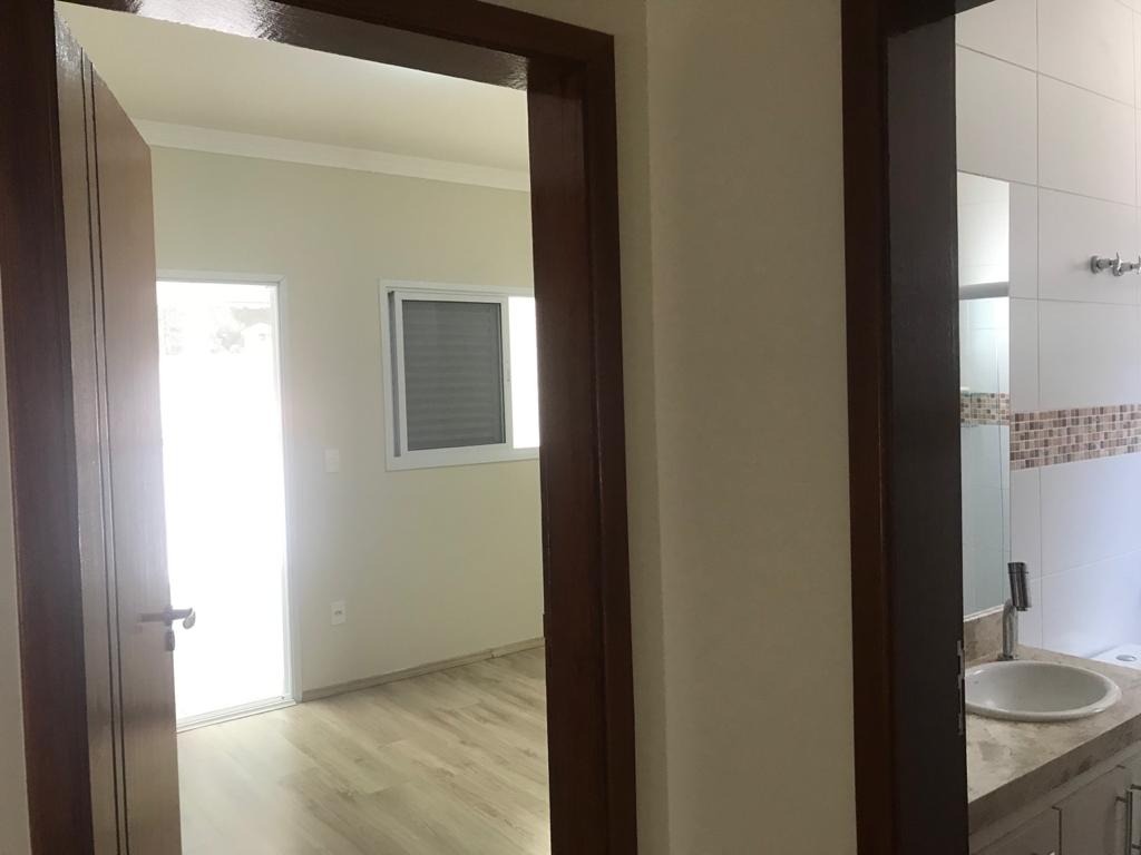 Casa à venda com 2 quartos, 330m² - Foto 36