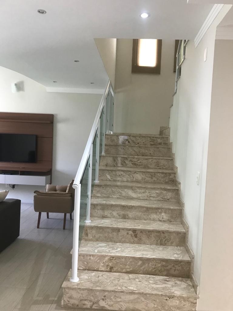 Casa à venda com 2 quartos, 330m² - Foto 17