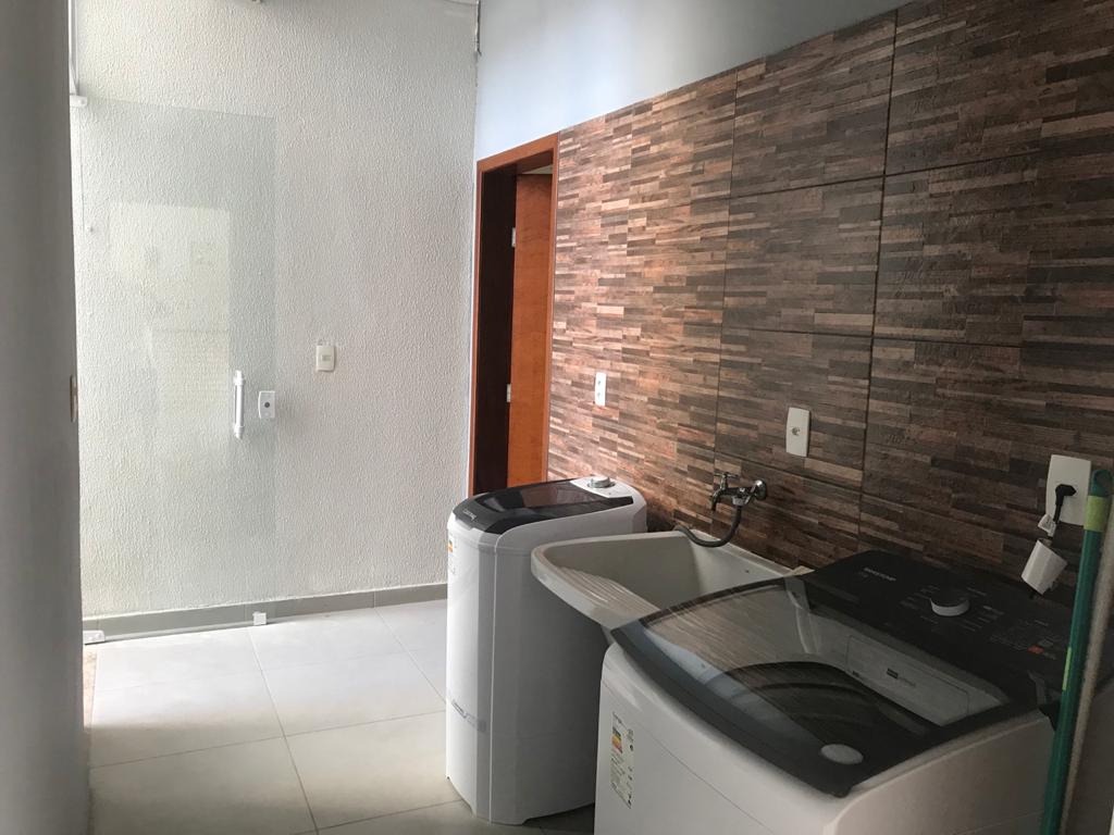 Casa à venda com 2 quartos, 330m² - Foto 6