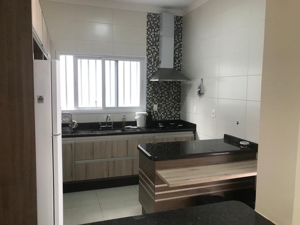 Casa à venda com 2 quartos, 330m² - Foto 14