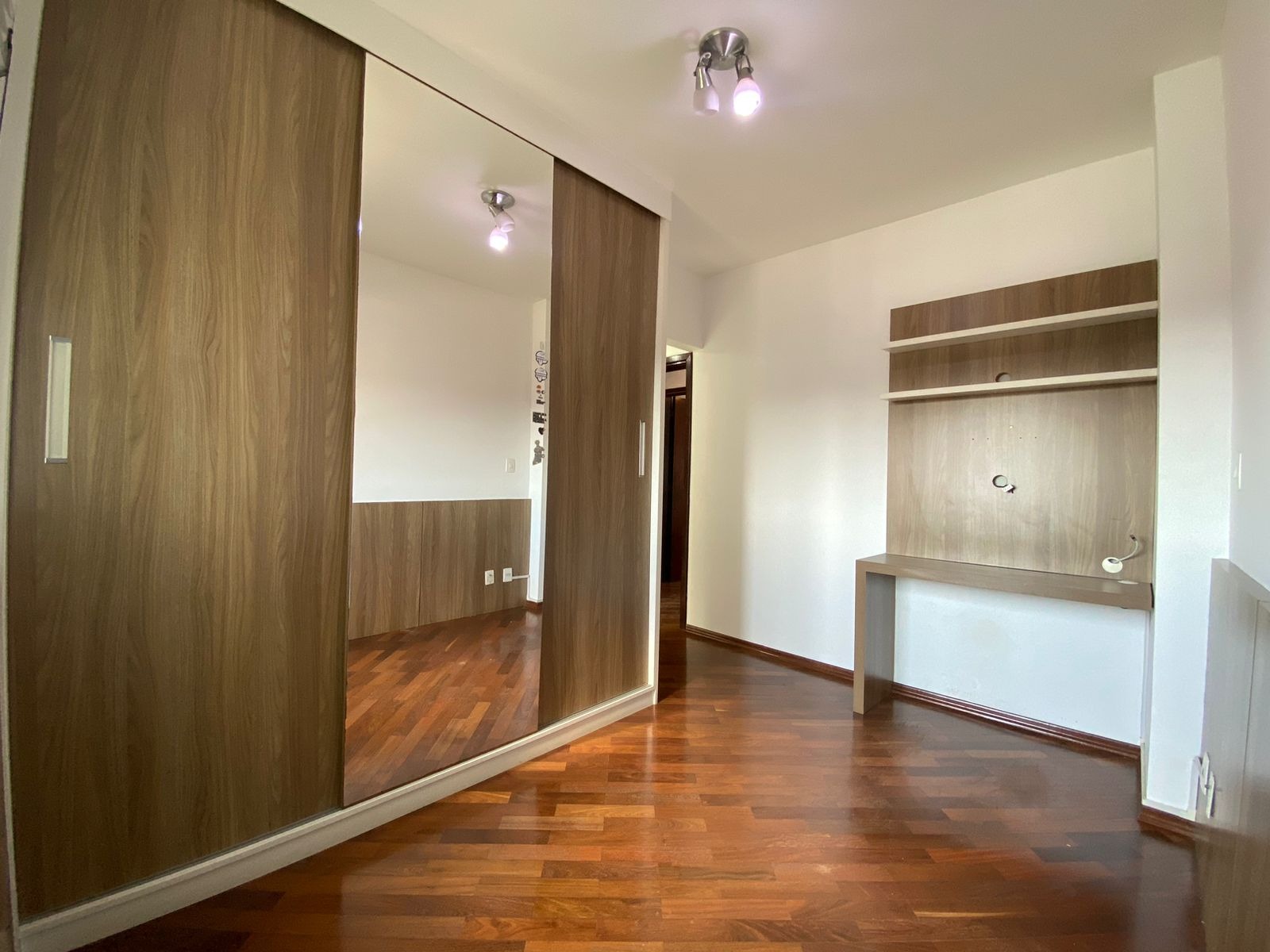 Apartamento à venda com 5 quartos, 148m² - Foto 29