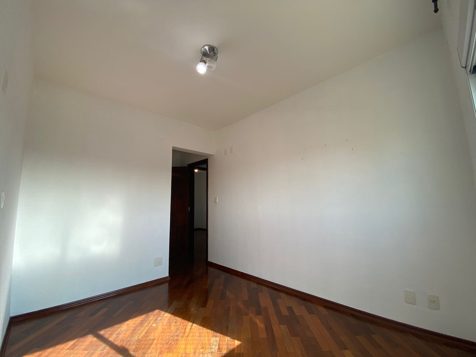 Apartamento à venda com 5 quartos, 148m² - Foto 22