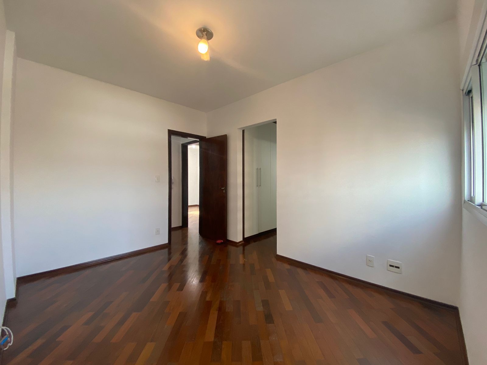 Apartamento à venda com 5 quartos, 148m² - Foto 15