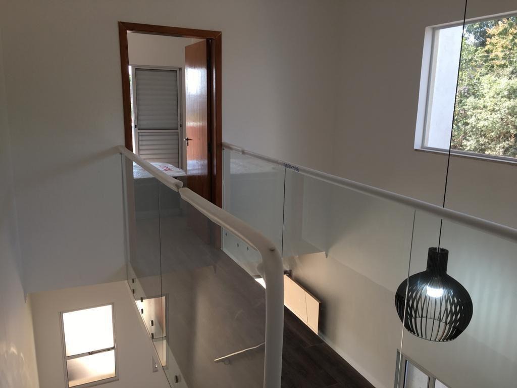 Casa à venda com 2 quartos, 110m² - Foto 5