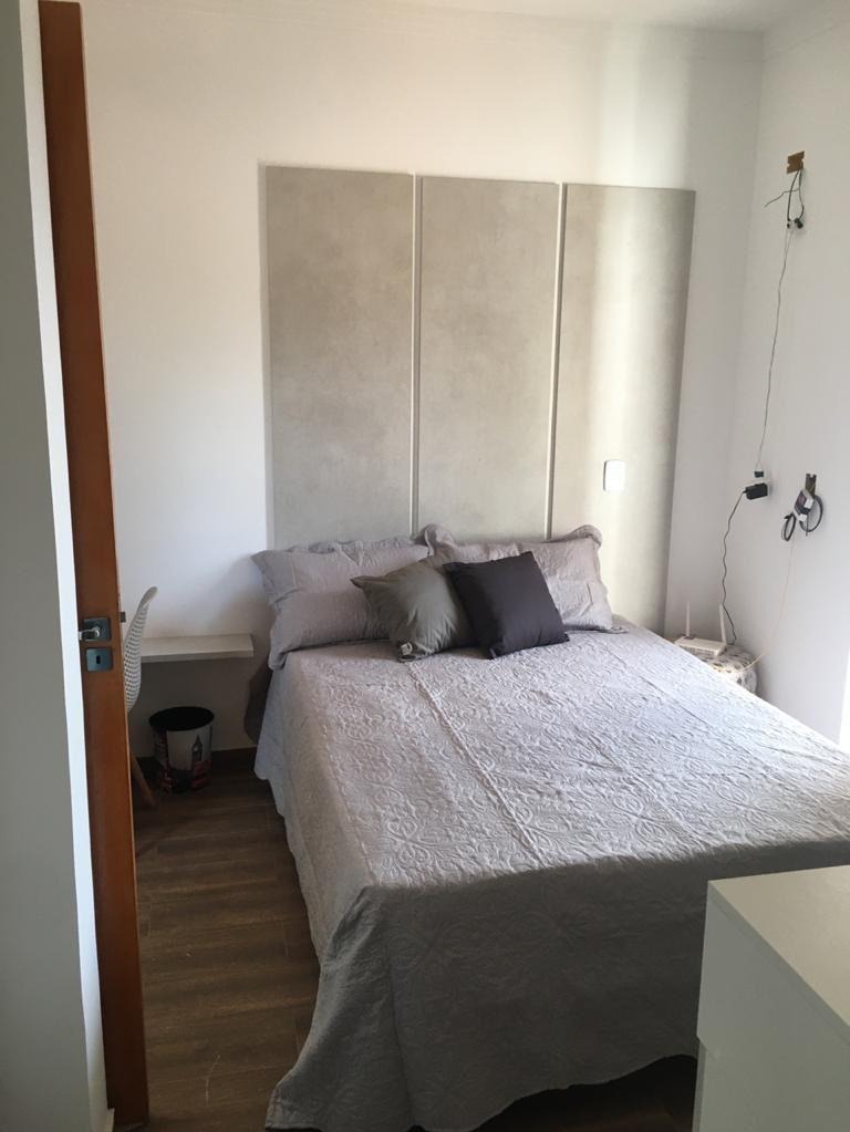 Casa à venda com 2 quartos, 110m² - Foto 2