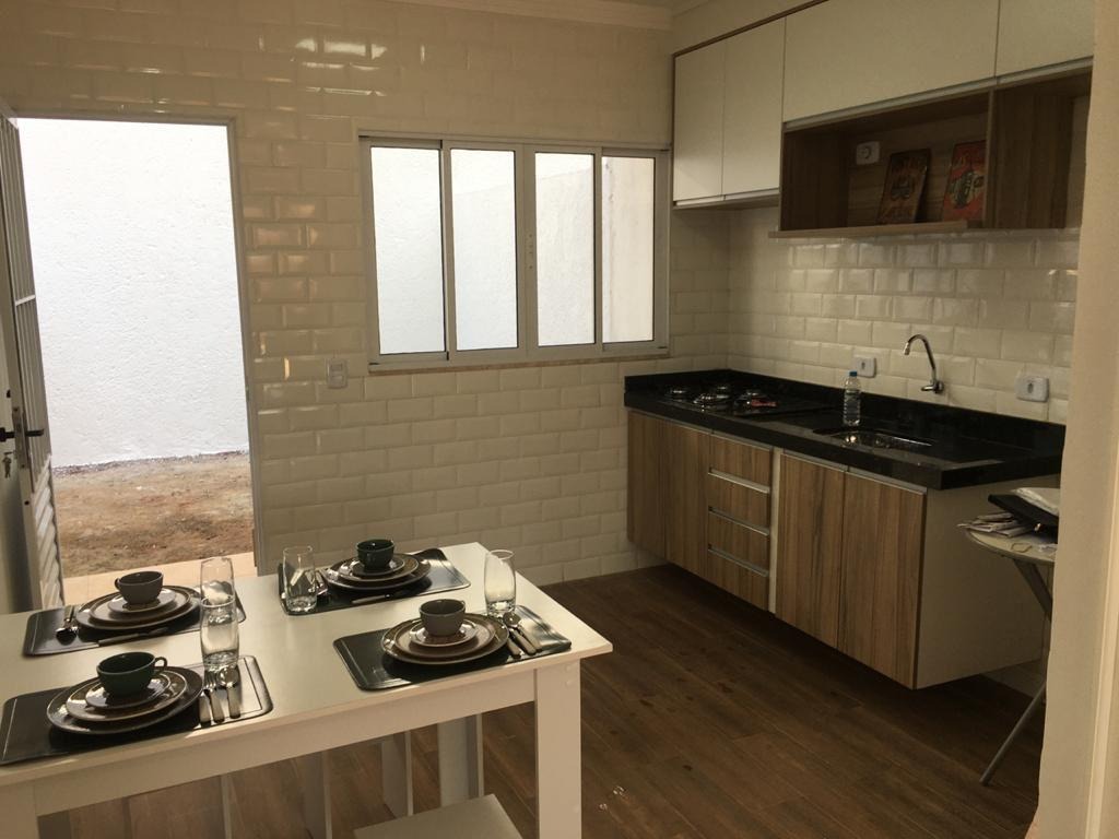 Casa à venda com 2 quartos, 110m² - Foto 18