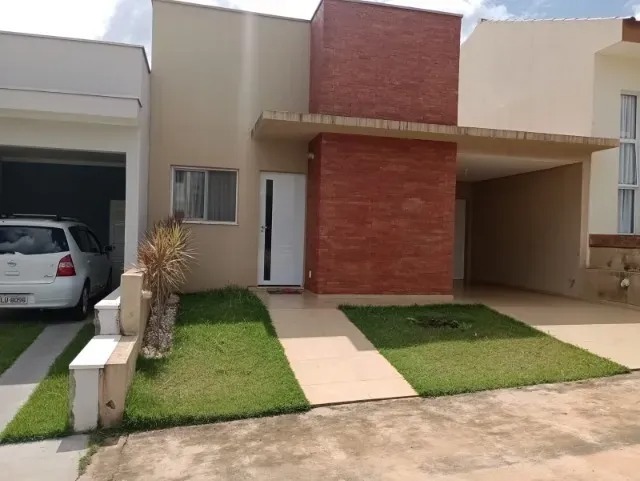 Casa Térrea com Charme e Conforto no Condomínio Reserva Ipanema