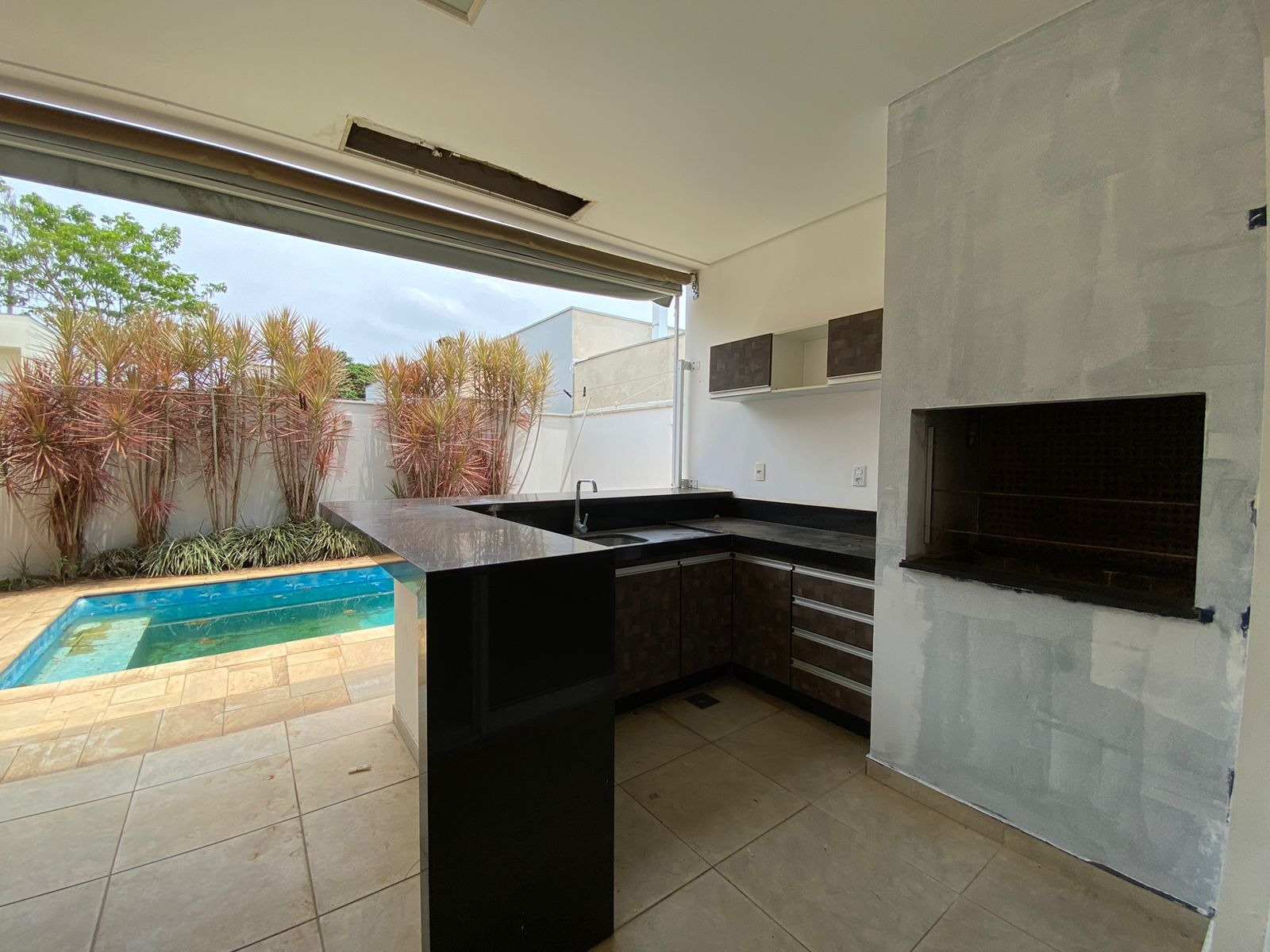 Casa à venda e aluguel com 3 quartos, 296m² - Foto 13