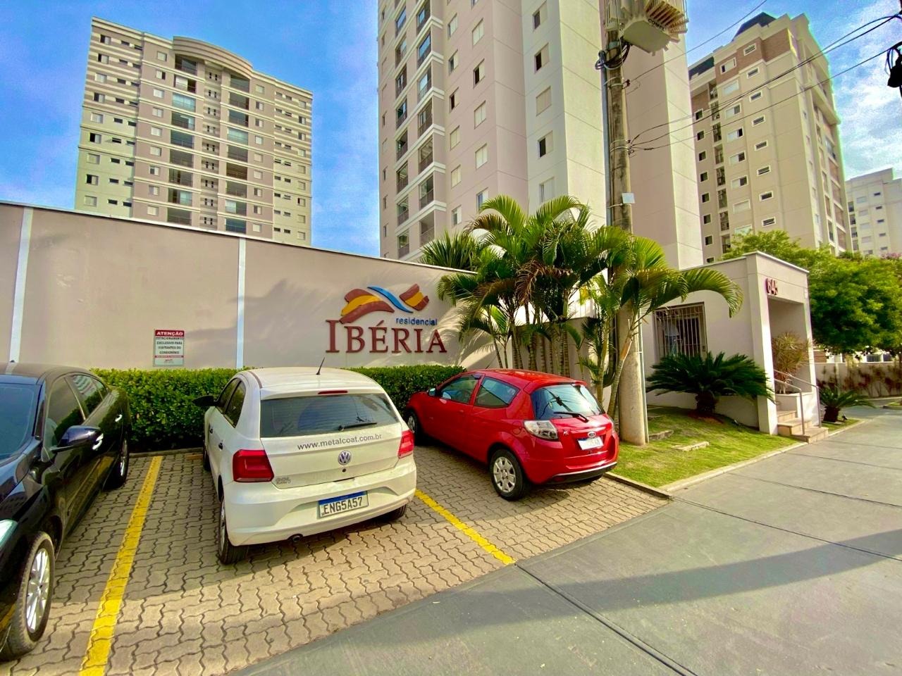 Apartamento Elegante de 3 Suítes no Condomínio Ibéria: Conforto e Exclusividade em 120m²