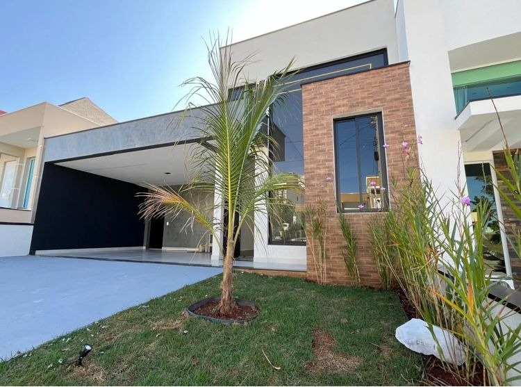 Casa á Venda com 155m² Moderna, 3 Suítes Localizada Condomínio Campos do Conde