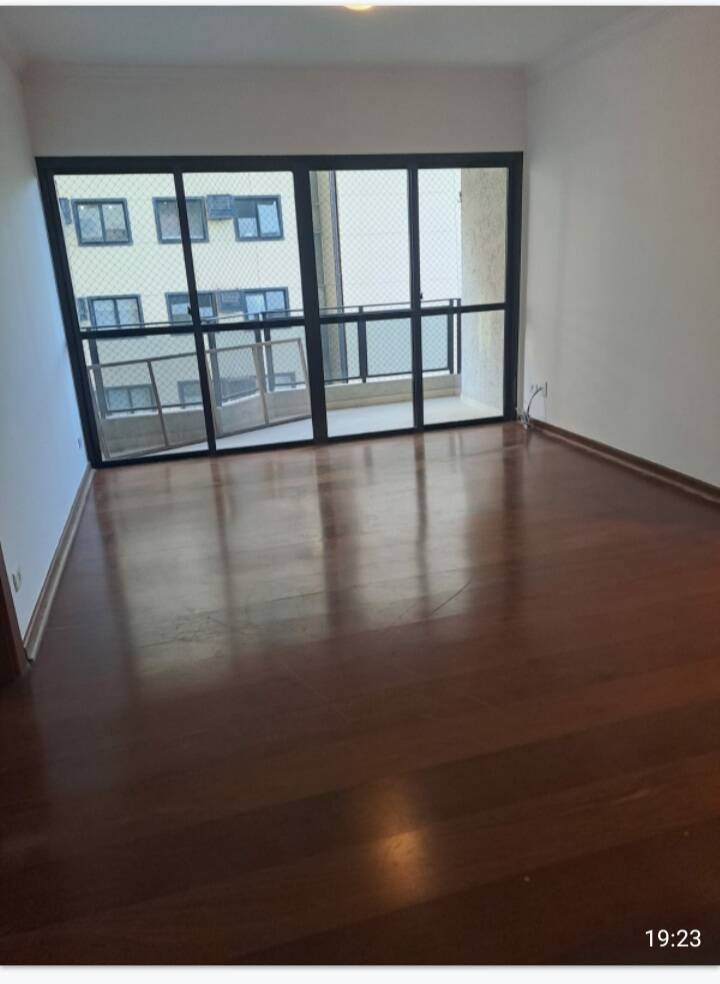 Apartamento de 130m² Localizado no centro de Alphaville.