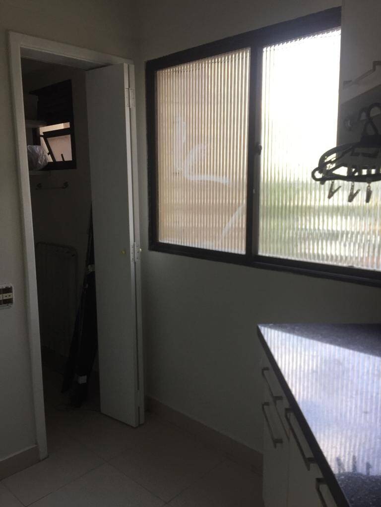 Apartamento para alugar com 2 quartos, 130m² - Foto 3