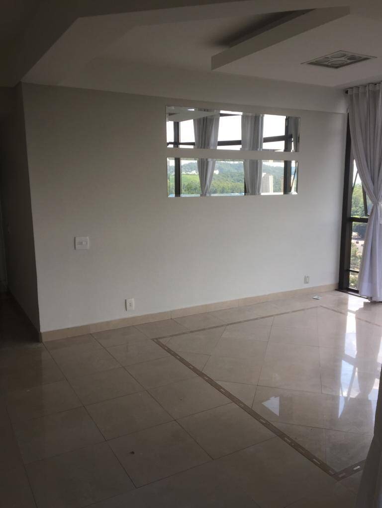 Apartamento para alugar com 2 quartos, 130m² - Foto 10