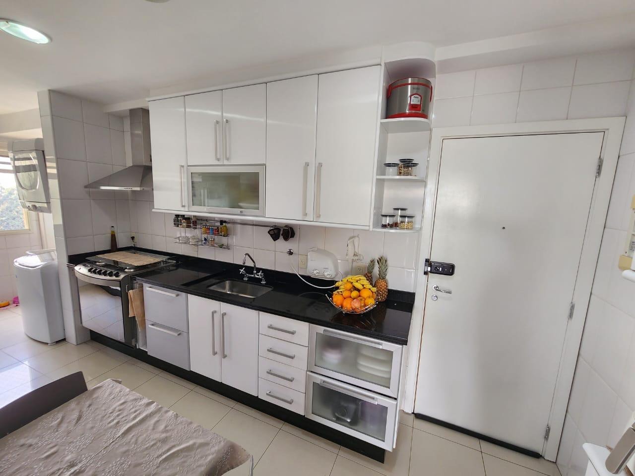 Apartamento à venda com 2 quartos, 133m² - Foto 13