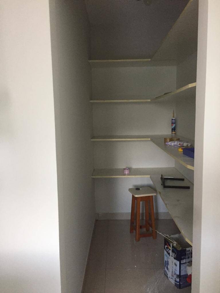 Apartamento para alugar com 2 quartos, 130m² - Foto 4