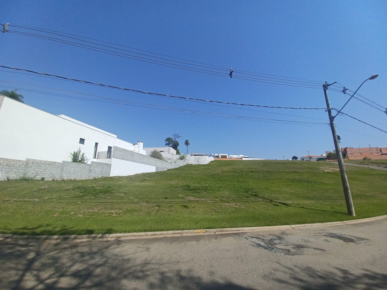 Terreno Localizado no Parque Ecoresidencial Fazenda Jequitibá!