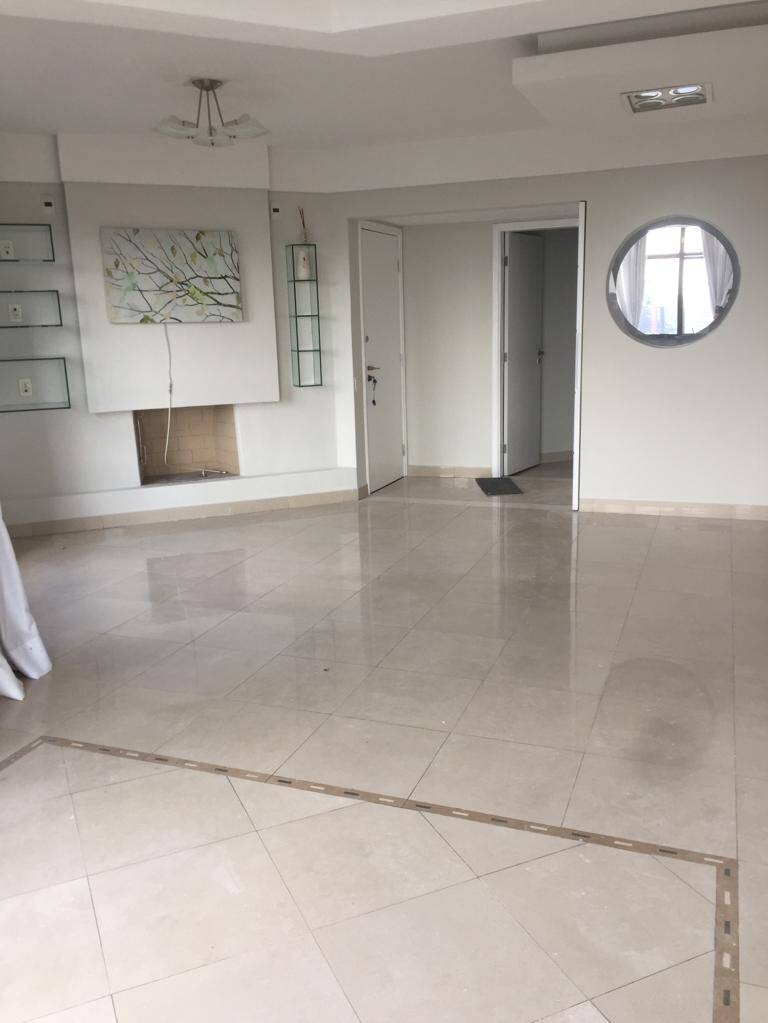 Apartamento para alugar com 2 quartos, 130m² - Foto 12