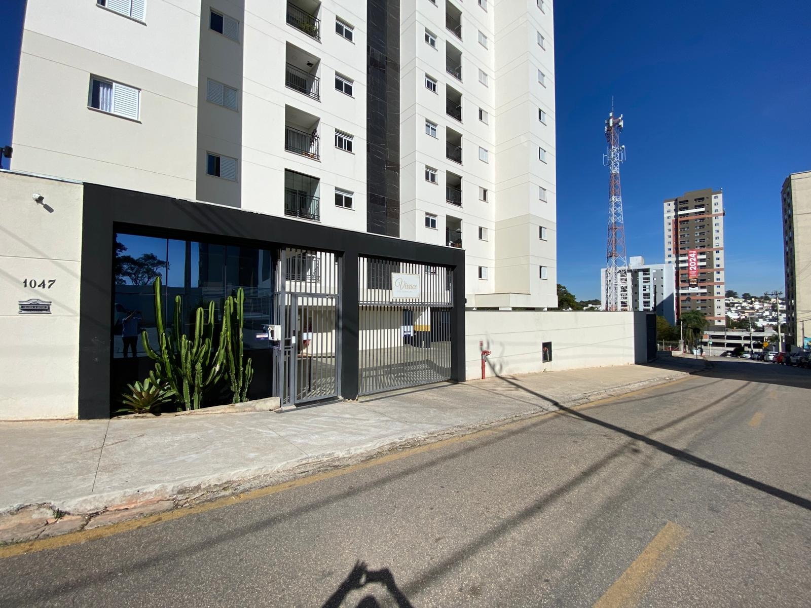 Lindo apartamento de fino acabamento no Edifício Residencial Vivace Campolim, 80M² de 3 Dormitórios.